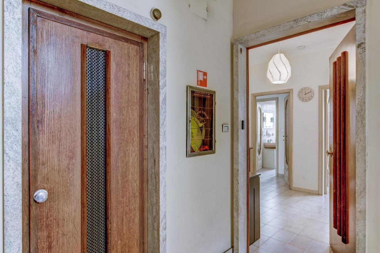 Bramante House - Intero Trilocale Vicino Alla Metro Torino Kültér fotó